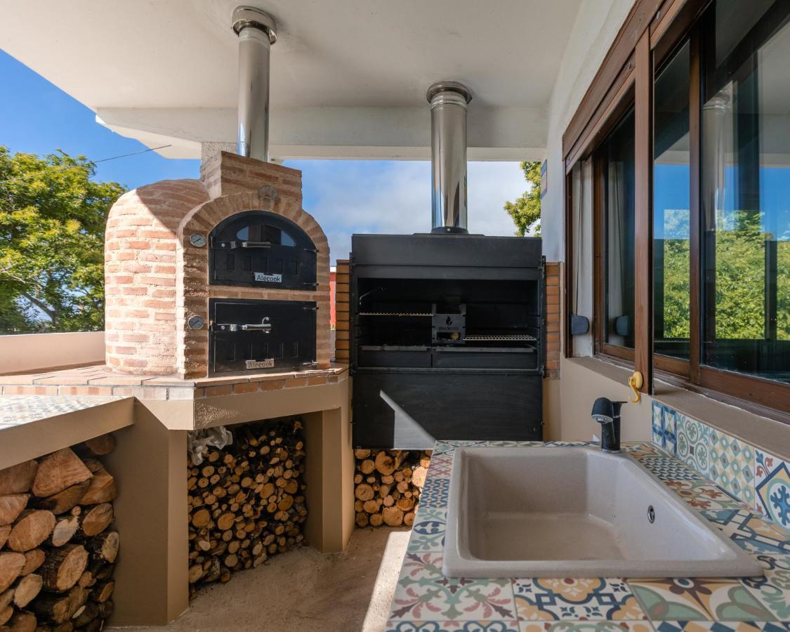 Maison Mialon: Country House Amidst Of Nature La Esperanza  Zewnętrze zdjęcie